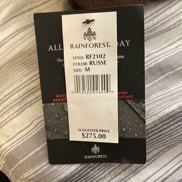 Rainforest, Jacket water resistant it’s a medium color is russe/brown - Picture 4 of 5